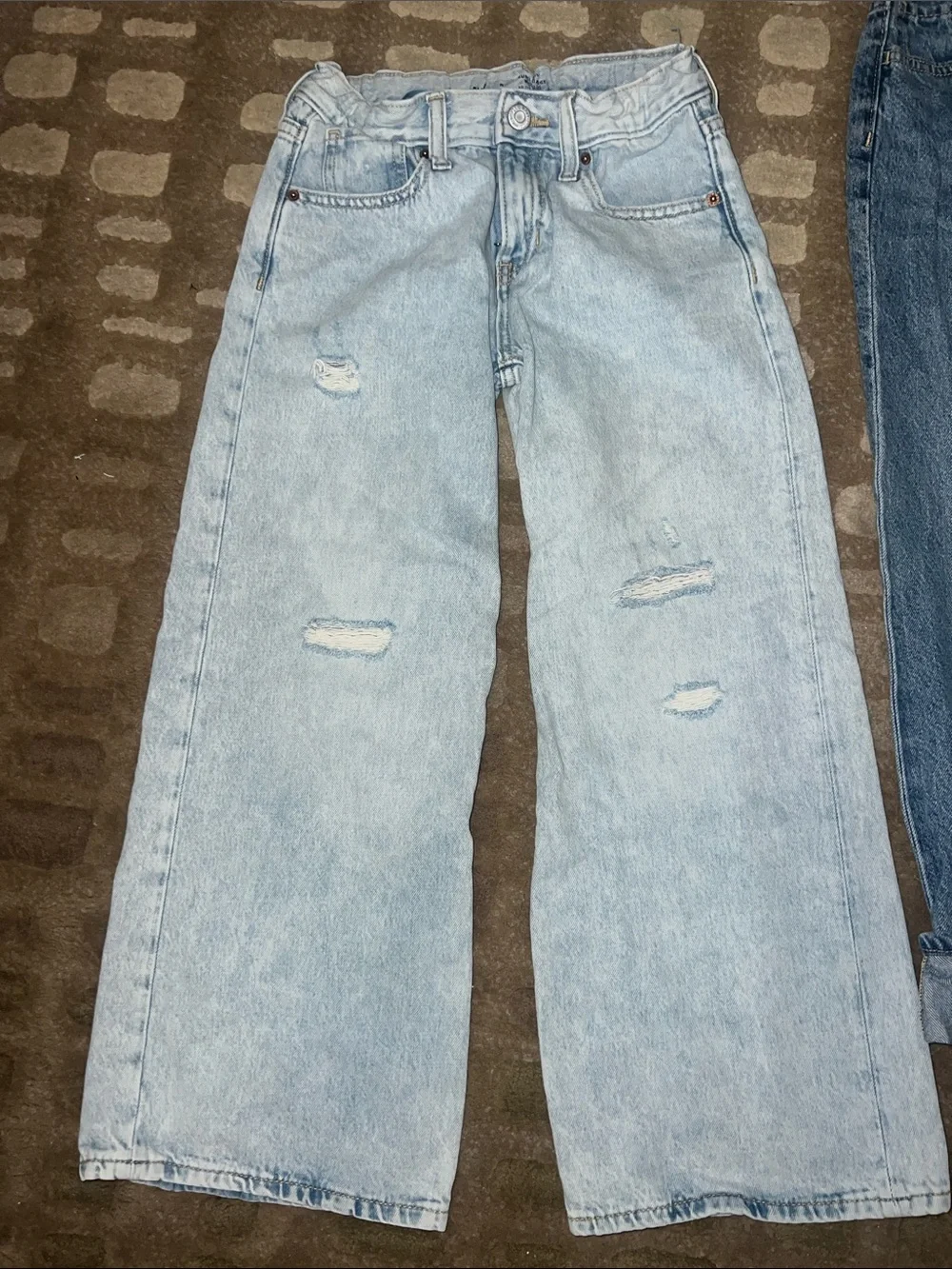 Old Navy Girls' Denim Jeans - Light Wash & Medium Blue, baggy style